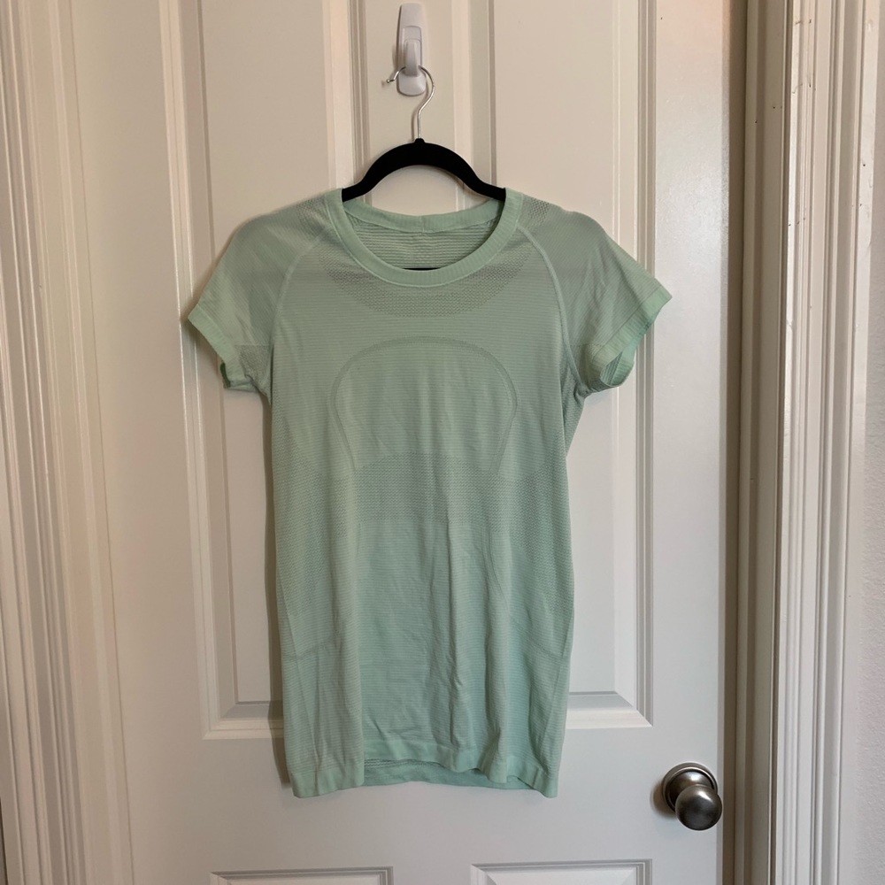 Lululemon swifty tech short sleeve tee, Sz. 10